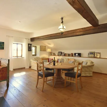 Traditional In Altreichenau With Garden